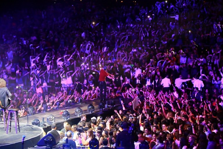 Enrique Iglesias at Ehdeniyat